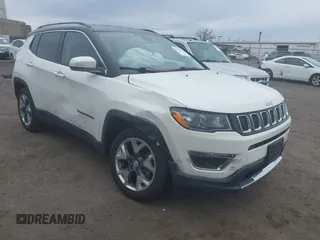 2021 Jeep Compass Limited z VIN 3C4NJDCB9MT556758, wystawiony jako IAAI lot #41994673 z przebiegiem 20 540 mil mil oraz . Historia ofert i sprzedaży dostępna na DreamBid. Obrazek 1.