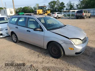 2005 Ford Focus SE with VIN 1FAFP36N55W155129, listed as a Copart auction lot 52940795 with 111,400 mi miles and Salvage Title. Bid and sale history available at carsss.com. Image 4.