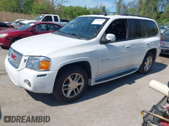 2008 GMC Envoy Denali with VIN 1GKET63M482171059, listed as a IAAI auction lot 42109163 with 173,415 mi miles. Bid and sale history available at carsss.com. Image 2.