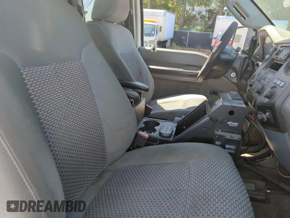 2011 Ford F-350 с VIN 1FT7X3B6XBEC03772, выставлен на аукционе IAAI как лот 42865380 с пробегом 271 369 миль миль и . История ставок и продаж доступна на DreamBid. Изображение 22.
