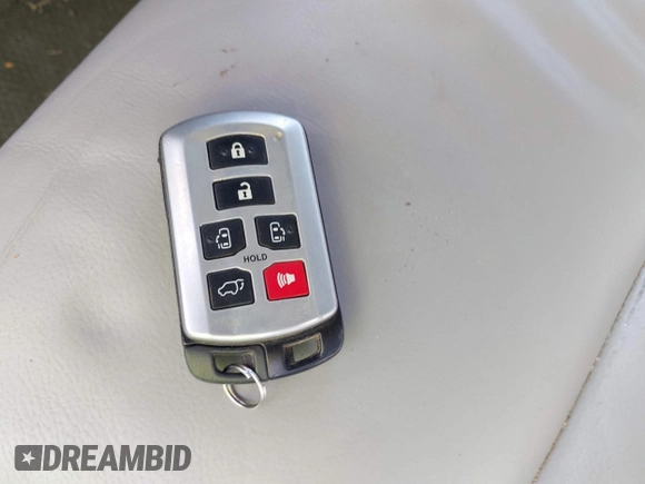 2017 Toyota Sienna XLE Auto Access Seat with VIN 5TDYZ3DC5HS809534, listed as a IAAI auction lot 41931204 with 132,288 mi miles and . Bid and sale history available at DreamBid. Image 11.