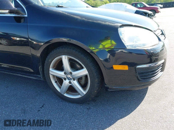 2010 Volkswagen Jetta TDI with VIN 3VWRL7AJ8AM039834, listed as a IAAI auction lot 42029281 with 155,883 mi miles and . Bid and sale history available at DreamBid. Image 12.