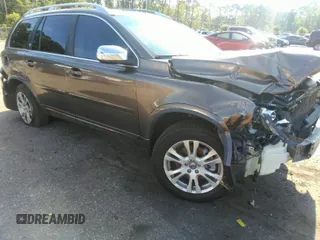 2014 Volvo XC90 with VIN YV4952CYXE1685158, listed as a IAAI auction lot 36913252 with 76,316 mi miles. Bid and sale history available at carsss.com. Image 1.