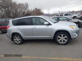 2011 Toyota RAV4 Ltd with VIN 2T3DF4DV7BW086967, listed as a IAAI auction lot 41795638 with 215,760 mi miles. Bid and sale history available at carsss.com. Image 13.