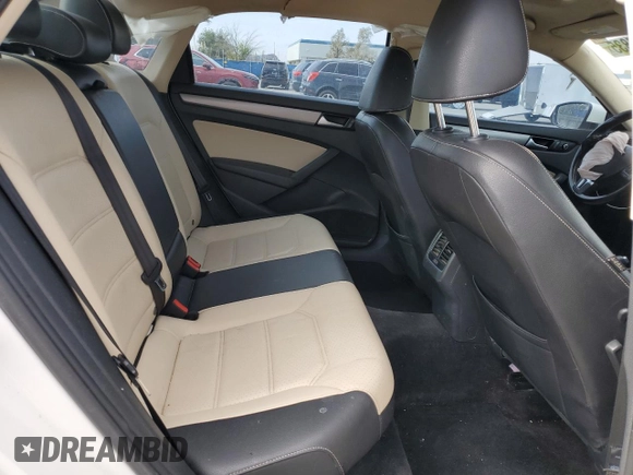 2015 Volkswagen Passat SE с VIN 1VWBV7A39FC090734, выставлен на аукционе Copart как лот 56257835 с пробегом 115 437 миль миль и Списание • Salvage title. История ставок и продаж доступна на DreamBid. Изображение 10.
