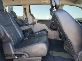 2014 Chrysler Town & Country Touring with VIN 2C4RC1BG5ER208161, listed as a Copart auction lot 43680645 with 160,926 mi miles and Salvage Title. Bid and sale history available at carsss.com. Image 11.
