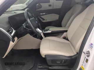 2023 BMW X1 xDrive28i with VIN WBX73EF06P5X45961, listed as a Copart auction lot 56417925 with 32,036 mi miles and Clean title. Bid and sale history available at DreamBid. Image 7.