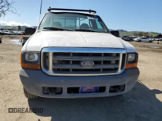 2000 Ford Super Duty F-250 XL with VIN 1FTNF20L0YEA61521, listed as a Copart auction lot 48381005 with 269,284 mi miles and Clean Title. Bid and sale history available at carsss.com. Image 5.