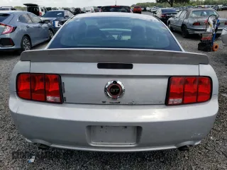 2006 Ford Mustang GT Deluxe with VIN 1ZVHT82H165193456, listed as a Copart auction lot 70402844 with 150,388 mi miles and Non repairable. Bid and sale history available at DreamBid. Image 6.