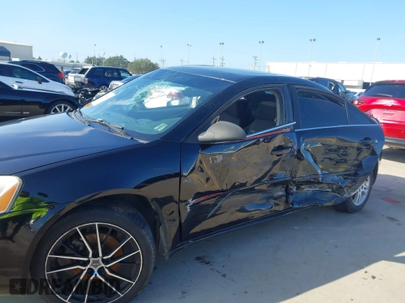 2006 Pontiac G6 6-Cyl z VIN 1G2ZG558264101271, wystawiony jako IAAI lot #41249484 z przebiegiem 237 276 mil mil oraz . Historia ofert i sprzedaży dostępna na DreamBid. Obrazek 6.