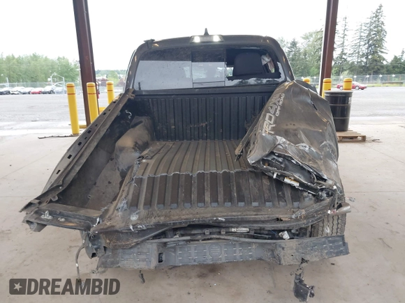 2022 Toyota Tacoma SR z VIN 3TMCZ5ANXNM493703, wystawiony jako IAAI lot #42139285 z przebiegiem 42 572 mil mil oraz . Historia ofert i sprzedaży dostępna na DreamBid. Obrazek 17.