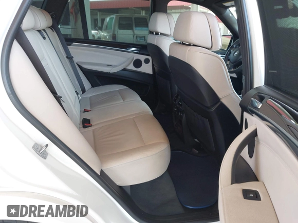2013 BMW X5 xDrive50i with VIN 5UXZV8C53D0C17368, listed as a IAAI auction lot 42505100 with 86,497 mi miles and . Bid and sale history available at DreamBid. Image 8.