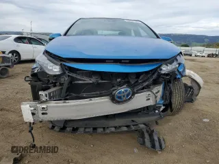 2019 Toyota Mirai with VIN JTDBVRBD0KA005923, listed as a Copart auction lot 50032775 with 60,729 mi miles and Salvage Title. Bid and sale history available at carsss.com. Image 5.