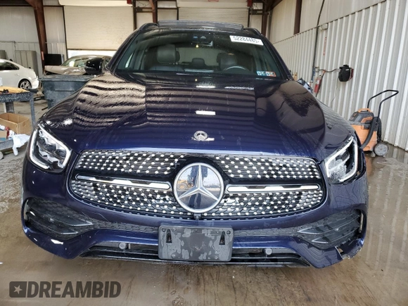 2022 Mercedes-Benz GLC 300 with VIN W1N0G8EB3NG074542, listed as a Copart auction lot 52284485 with 30,425 mi miles and Salvage Title. Bid and sale history available at DreamBid. Image 5.
