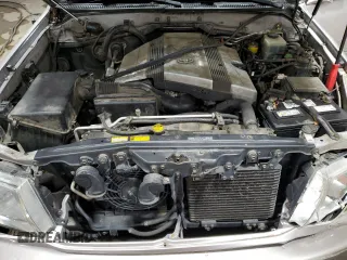 2000 Toyota Land Cruiser with VIN JT3HT05JXY0093444, listed as a Copart auction lot 86171724 with 273,194 mi miles and Salvage Title. Bid and sale history available at carsss.com. Image 12.