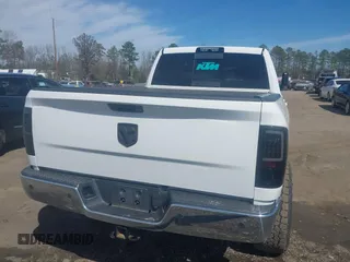 2017 Ram 2500 Big Horn with VIN 3C6UR5DL0HG671269, listed as a IAAI auction lot 41759138 with 178,767 mi miles. Bid and sale history available at carsss.com. Image 4.