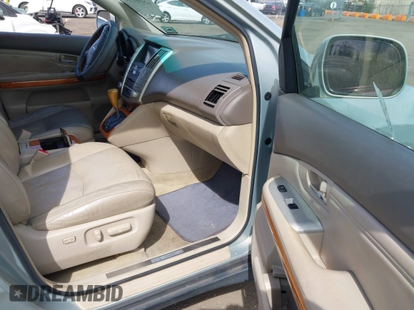 2008 Lexus RX 350 with VIN 2T2GK31U98C039596, listed as a IAAI auction lot 42099711 with 180,395 mi miles and . Bid and sale history available at DreamBid. Image 5.