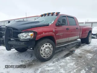 2006 Dodge 3500 Laramie z VIN 3D7LX39C96G189376, wystawiony jako IAAI lot #41583369 z przebiegiem 172 325 mil mil oraz . Historia ofert i sprzedaży dostępna na DreamBid. Obrazek 17.