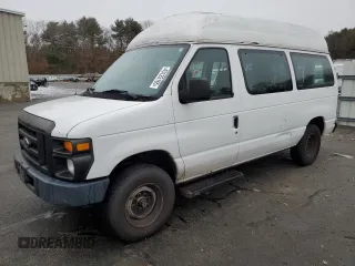 2010 Ford Econoline Cargo Commercial z VIN 1FTNE2EW1ADA05296, wystawiony jako Copart lot #43125165 z przebiegiem 151 174 mil mil oraz Czysty tytuł • Clean title. Historia ofert i sprzedaży dostępna na DreamBid. Obrazek 1.