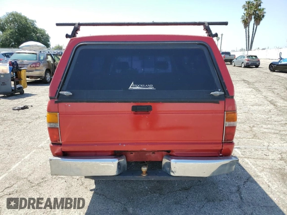 1987 Toyota Pickup с VIN JT4RN70D2H0048566, выставлен на аукционе Copart как лот 52362085 с пробегом 252 452 миль миль и Чистый • Clean title. История ставок и продаж доступна на DreamBid. Изображение 6.