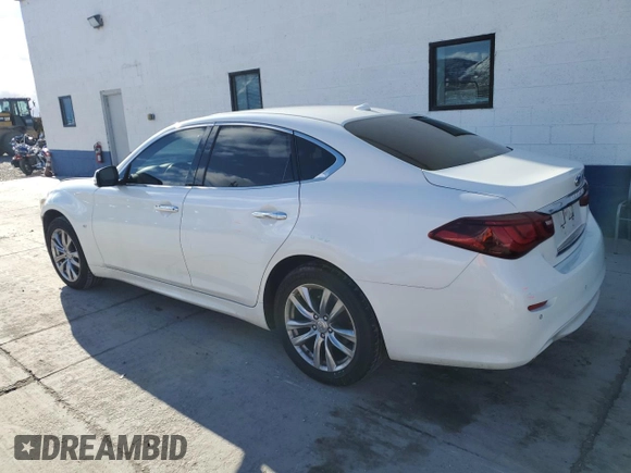 2018 Infiniti Q70 Luxe with VIN JN1BY1AR2JM220015, listed as a Copart auction lot 86657254 with 120,172 mi miles and Salvage title. Bid and sale history available at DreamBid. Image 2.