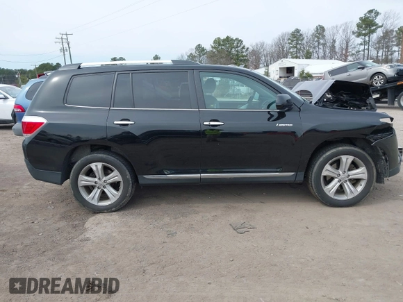 2012 Toyota Highlander Limited with VIN 5TDDK3EH7CS170207, listed as a IAAI auction lot 41711679 with 1 mi miles. Bid and sale history available at carsss.com. Image 13.