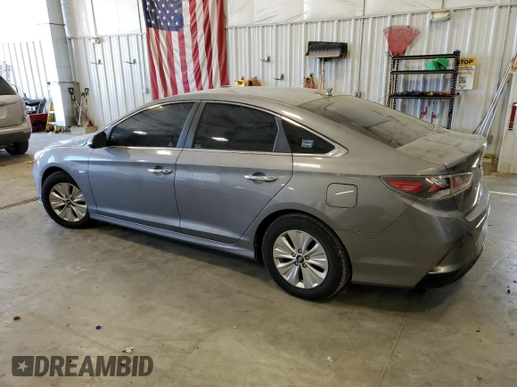 2018 Hyundai Sonata Hybrid SE with VIN KMHE24L37JA078635, listed as a Copart auction lot 44941895 with 159,012 mi miles and Clean Title. Bid and sale history available at carsss.com. Image 2.