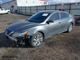 2018 Nissan Altima 2.5 SR with VIN 1N4AL3APXJC123240, listed as a IAAI auction lot 41808689 with 111,920 mi miles. Bid and sale history available at carsss.com. Image 18.