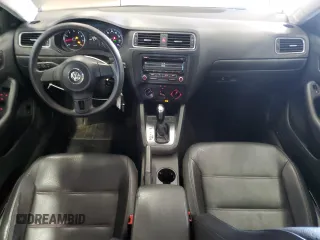 2014 Volkswagen Jetta Sedan SE with VIN 3VWD17AJ0EM247910, listed as a Copart auction lot 51762235 with 157,438 mi miles and Clean Title. Bid and sale history available at carsss.com. Image 8.