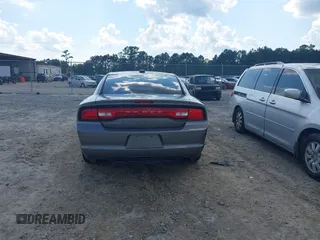 2014 Dodge Charger Police z VIN 2C3CDXAT8EH186106, wystawiony jako IAAI lot #42360605 z przebiegiem 126 794 mil mil oraz . Historia ofert i sprzedaży dostępna na DreamBid. Obrazek 15.