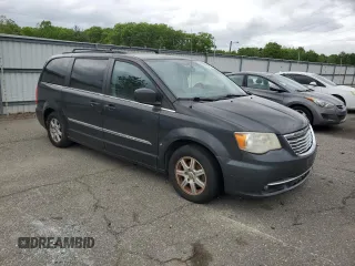 2011 Chrysler Town & Country Touring with VIN 2A4RR5DG2BR727483, listed as a Copart auction lot 55968655 with 161,807 mi miles and Clean Title. Bid and sale history available at DreamBid. Image 4.