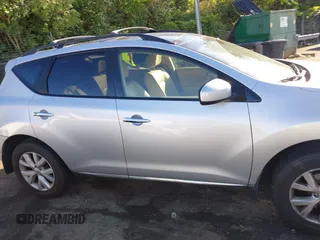 2013 Nissan Murano S z VIN JN8AZ1MW7DW309633, wystawiony jako IAAI lot #42200294 z przebiegiem 136 119 mil mil oraz . Historia ofert i sprzedaży dostępna na DreamBid. Obrazek 13.
