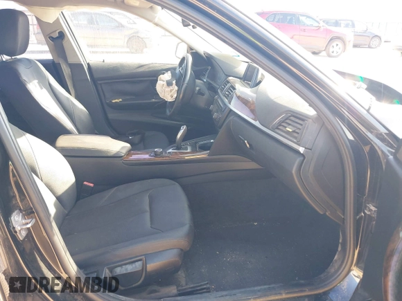 2013 BMW 3 Series 320i with VIN WBA3B1C50DF461591, listed as a IAAI auction lot 41505029 with 1 mi miles. Bid and sale history available at carsss.com. Image 5.