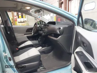 2014 Toyota Prius One z VIN JTDKDTB3XE1060360, wystawiony jako IAAI lot #41972531 z przebiegiem 140 012 mil mil oraz . Historia ofert i sprzedaży dostępna na DreamBid. Obrazek 5.