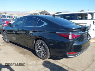 2024 Lexus ES with VIN 58ADA1C14RU037460, listed as a IAAI auction lot 41287841 with 46,939 mi miles. Bid and sale history available at carsss.com. Image 3.