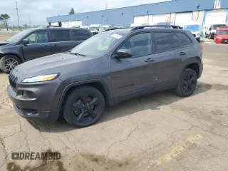 2018 Jeep Cherokee Latitude with VIN 1C4PJLCB5JD544904, listed as a Copart auction lot 59638905 with 139,427 mi miles and Clean title. Bid and sale history available at DreamBid. Image 1.