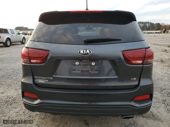 2020 Kia Sorento LX V6 with VIN 5XYPG4A52LG615384, listed as a Copart auction lot 82487384 with 97,600 mi miles and Salvage Title. Bid and sale history available at carsss.com. Image 6.