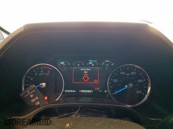 2017 Ford F-250 Lariat with VIN 1FT7W2BT2HEB92374, listed as a Copart auction lot 59897975 with 310,479 mi miles and Salvage title. Bid and sale history available at DreamBid. Image 9.