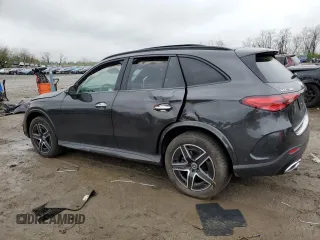 2025 Mercedes-Benz GLC 300 z VIN W1NKM4HB7SF260981, wystawiony jako Copart lot #51979695 z przebiegiem 4 881 mil mil oraz Szkoda całkowita • Salvage title. Historia ofert i sprzedaży dostępna na DreamBid. Obrazek 2.