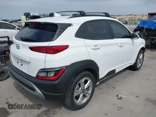 2022 Hyundai Kona SEL with VIN KM8K62AB8NU758652, listed as a IAAI auction lot 41692410 with 10,732 mi miles. Bid and sale history available at carsss.com. Image 4.