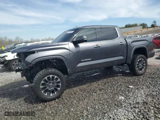 2023 Toyota Tundra 4WD Limited with VIN 5TFJA5DB5PX128164, listed as a Copart auction lot 50194805 with 32,641 mi miles and Salvage Title. Bid and sale history available at carsss.com. Image 1.