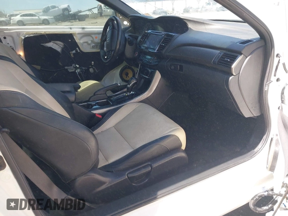 2016 Honda Accord Touring with VIN 1HGCT2B0XGA004186, listed as a IAAI auction lot 41823725 with 124,678 mi miles and . Bid and sale history available at DreamBid. Image 5.