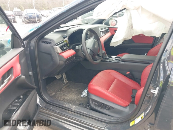 2025 Toyota Camry LE с VIN 4T1DBADK6SU517338, выставлен на аукционе IAAI как лот 42006121 с пробегом 13 200 миль миль и . История ставок и продаж доступна на DreamBid. Изображение 5.