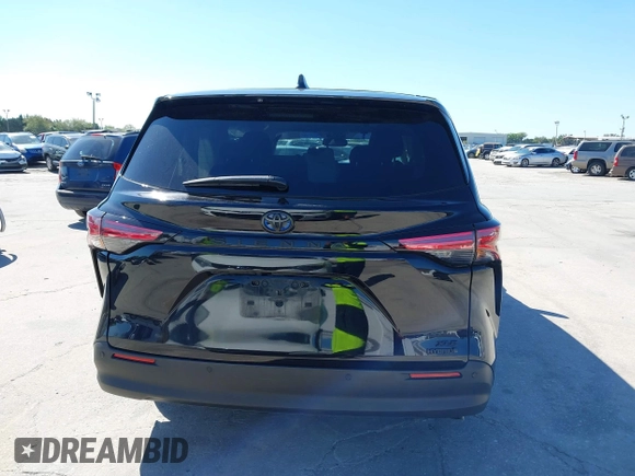 2022 Toyota Sienna XLE with VIN 5TDYRKEC2NS125318, listed as a IAAI auction lot 41764720 with 125,276 mi miles. Bid and sale history available at carsss.com. Image 16.