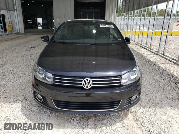2013 Volkswagen Eos Komfort with VIN WVWBW8AH1DV001953, listed as a Copart auction lot 54167185 with 118,696 mi miles and Clean Title. Bid and sale history available at DreamBid. Image 5.