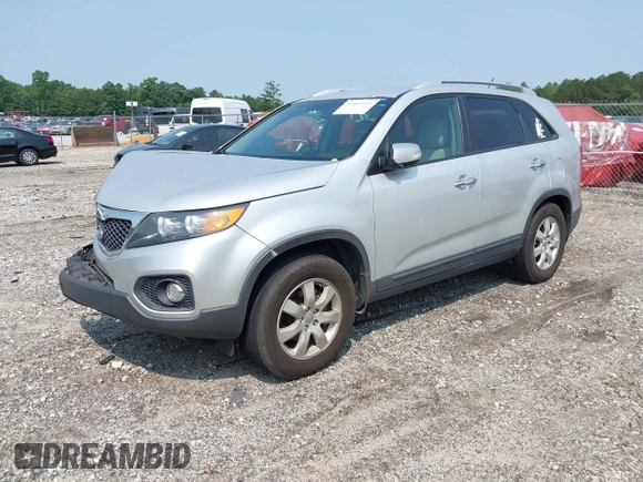 2013 Kia Sorento LX with VIN 5XYKT3A6XDG361675, listed as a IAAI auction lot 42402112 with 172,414 mi miles and . Bid and sale history available at DreamBid. Image 2.