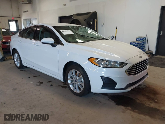 2020 Ford Fusion Hybrid SE with VIN 3FA6P0LU7LR173500, listed as a IAAI auction lot 41368311 with 105,202 mi miles. Bid and sale history available at carsss.com. Image 1.