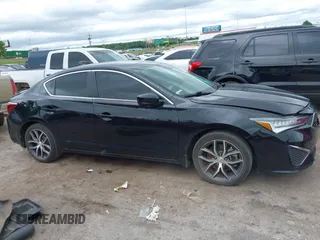 2019 Acura ILX Premium with VIN 19UDE2F7XKA014537, listed as a IAAI auction lot 42332128 with 38,577 mi miles and . Bid and sale history available at DreamBid. Image 13.