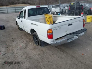 2002 Toyota Tacoma z VIN 5TEVL52N52Z079509, wystawiony jako IAAI lot #41371588 z przebiegiem 220 579 mil mil oraz . Historia ofert i sprzedaży dostępna na DreamBid. Obrazek 3.