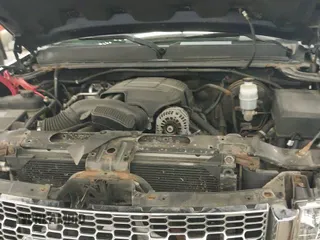 2010 GMC Sierra 1500 SLE z VIN 3GTRKVE30AG285541, wystawiony jako IAAI lot #43139175 z przebiegiem 107 548 mil mil oraz . Historia ofert i sprzedaży dostępna na DreamBid. Obrazek 21.